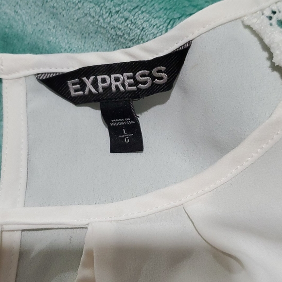 Express Lace Sleeve Shirt - Picture 4 of 5